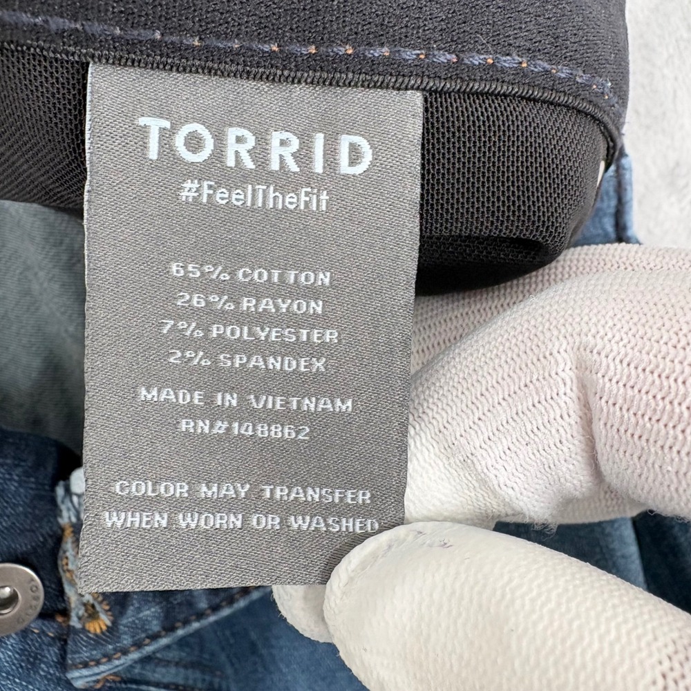 Torrid Jeans Women 22R Blue Bombshell Skinny Multi Button Fly Premium Stretch - Picture 5 of 11